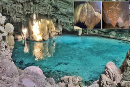 Interior da Gruta da Lagoa Azul tem pichaes e gravuras esculpidas nas formaes rochosas