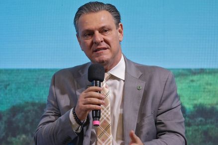 O ministro da Agricultura, Carlos Fávaro, que terá que prestar esclarecimentos