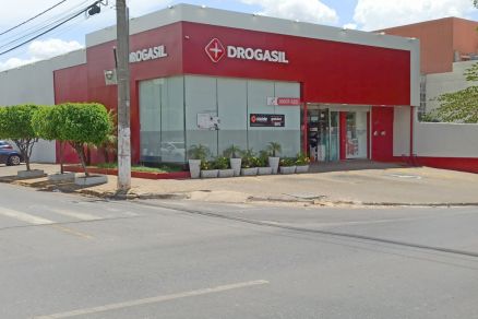 Drogasil, uma das grandes redes que tem dominado o mercado na Capital 
