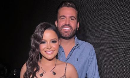 Maraisa ao lado do seu namorado Fernando Moc�