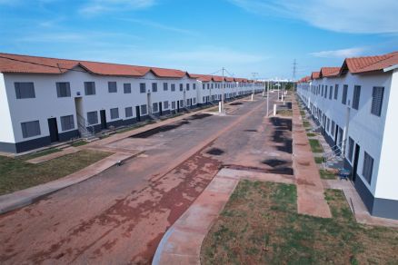 1.000 residncias do Colinas Douradas em Vrzea Grande
