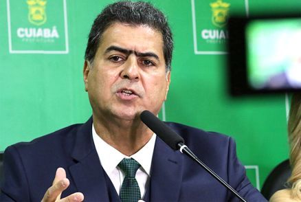 O prefeito Emanuel Pinheiro, que se sentiu ofendido e processou o governador Mauro Mendes