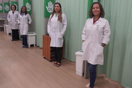 Com 18 fisioterapeutas por turno, a estrutura contempla um ginsio de ortopedia e neurologia
