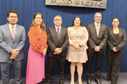 Helio Nishiyama, Dinara Arruda, Flaviano Taques, Glaucia Amaral, Abel Sguarezi e Juliana Zafino, que compe a lista sxtupla