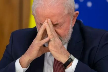O presidente Lula, cuja avaliao positiva caiu