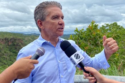 O presidente do Tribunal de Contas do Estado, conselheiro Srgio Ricardo, que fez vistoria no Porto do Inferno