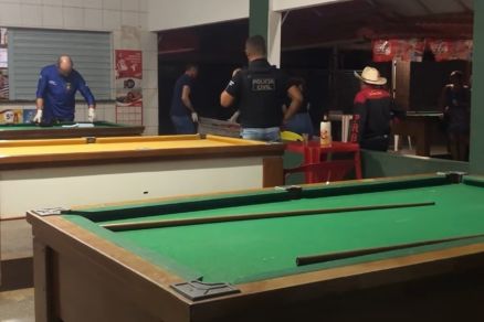 Vtima jogava partida de sinuca quando foi assassinada 