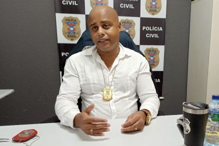 O delegado Nilson Farias est a frente do inqurito que investiga o caso 