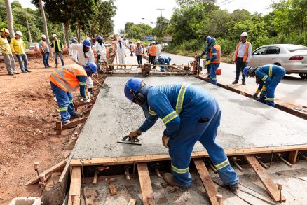 Obra do BRT em Cuiab, cujo ritmo est aqum do esperado