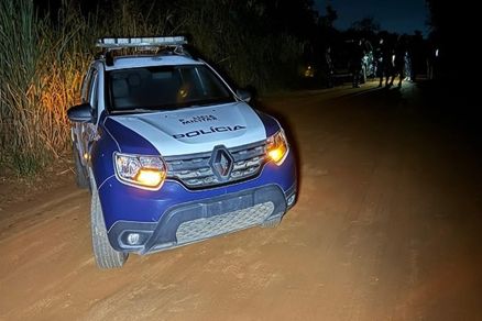 A vtima foi encontrada em uma regio de mato prxima a estrada do Portal do Verde
