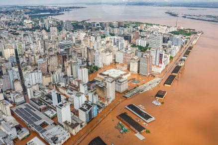 Vista area de Porto Alegre durante a enchente dos ltimos dias