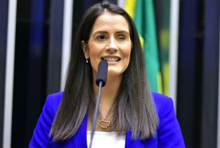 A deputada Amlia Barros, que faleceu em So Paulo: morte precoce