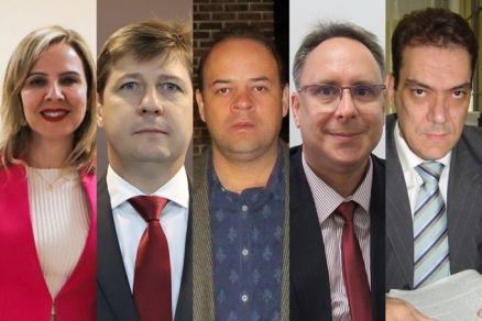 Os novos procuradores: Josane Guariente, Wagner Fachone, Theodsio de Freitas, Adriano de Souza e Antonio Piedade