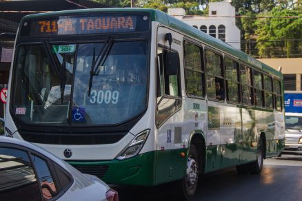 �nibus d empresa Caribus, que atua no transporte p�blico de Cuiab� 