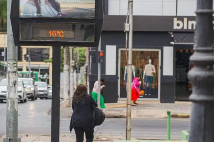 Cidade deve amanhecer gelada no domingo (25) e segunda (26)