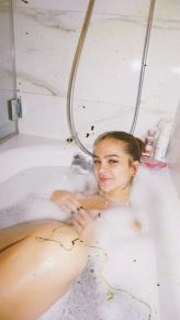 Mel Maia, 20