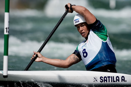Ana Stila, atleta da canoagem, que encerrou sua participao nestes jogos