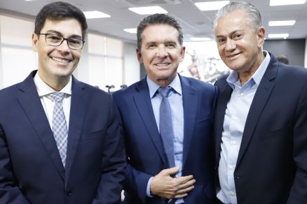 O procurador-Geral de Justia, Deosdete Cruz, o conselheiro Srgio Ricardo e o desembargador Orlando Perri