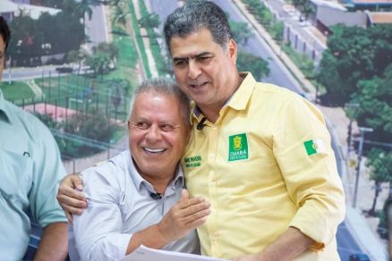 O vereador Chico 2000 e o ex-prefeito Emanuel Pinheiro: suspeitas