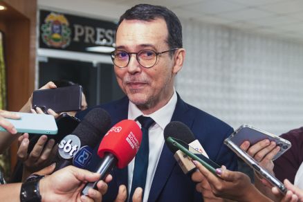 O candidato a prefeito de Cuiab, deputado estadual Ldio Cabral