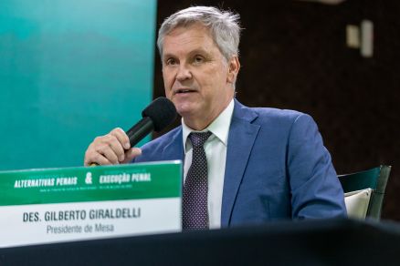 O desembargador Gilberto Giraldelli, que vai disputar presid�ncia do TJ