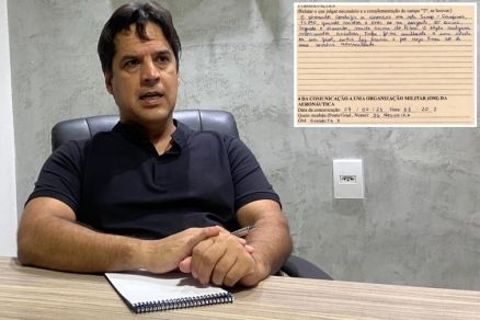 O uf�logo Ata�de Ferreira da Silva Neto com o relato do piloto no detalhe