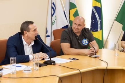 O candidato a prefeito de Cuiab, Abilio Brunini, durante sabatina na Cmara de Dirigentes Lojistas de Cuiab (CDL)