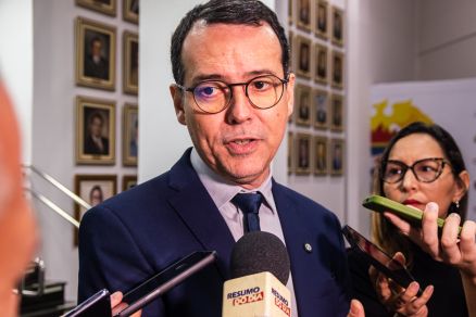 O candidato a prefeito de Cuiab� L�dio Cabral, que fez defesa de servidores p�blicos