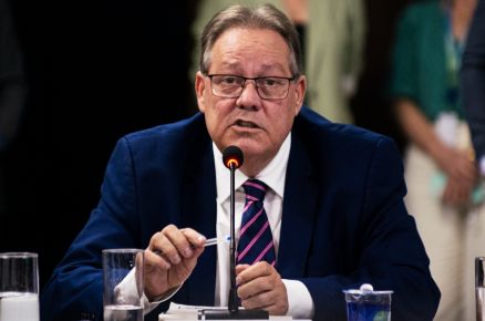 O secret�rio de Estado de Sa�de, Gilberto Figueiredo, pediu uma a��o colegiada para deter os casos