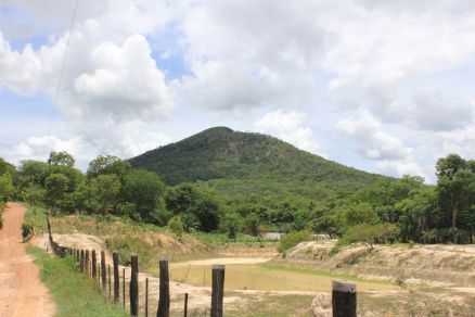 O Morro de Santo Antnio, localizado entre os municpios de Cuiab e Santo Antnio do Leverger.