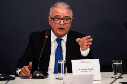 O juiz Alexandre Elias Filho, que assina a deciso 