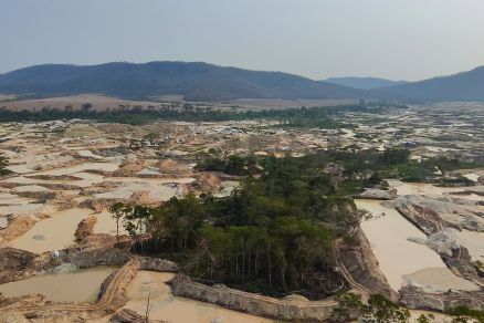 O garimpo na Terra Ind�gena Sarar�