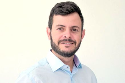O candidato Jos Antnio Domingos, que lidera corrida eleitoral em Brasilndia