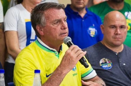 Ex-presidente Bolsonaro e outras lideranas se manifestaram aps morte do papa