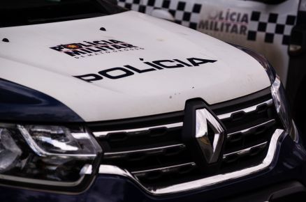 A Polcia Militar atendeu a ocorrncia e encontrou o homem sem vida no imvel