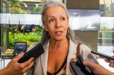 A futura secretria de Sade, Lcia Helena, disse estar analisando seis candidatos  direo da Empresa Cuiabana de Sade Pblica 