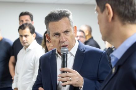 O governador Mauro Mendes, que est lanando programa nesta segunda