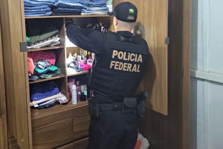 Policial federal cumpriu mandados na residncia dos investigados
