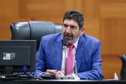 O deputado Dr. Joo, que  autor de projeto