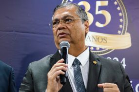 Ministro suspende todos os processos sobre Moratria da Soja