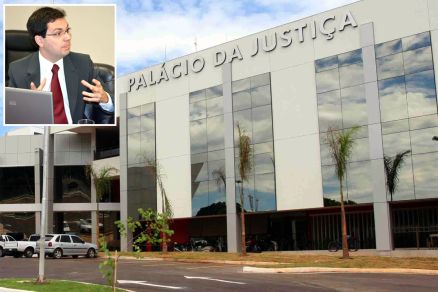 No detalhe, o advogado Rodrigo Vechiato da Silveira, que tratou de valores com advogado