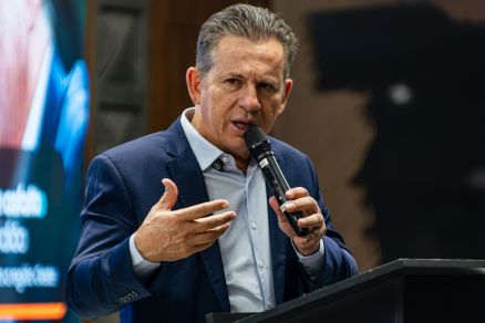 O governador Mauro Mendes, durante discurso no Ministrio Pblico Estadual