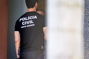 Dois s�o detidos por suspeita de liga��o com triplo homic�dio