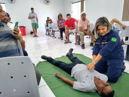 Capacitao tem carga horria de 90 horas entre aulas tericas e prticas como primeiros socorros, combate a incndio, entre outros temas