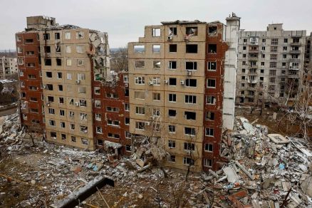 Imagem de prdios destrudos na Ucrnia pela guerra