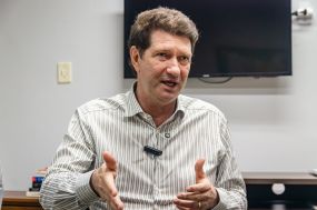 Bolsonaro d� aval e bilion�rio do agro disputar� 1� supl�ncia