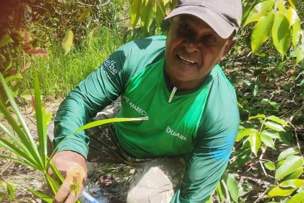 Jos Aparecido Macedo, de 73 anos, que se formou em biologia aos 50