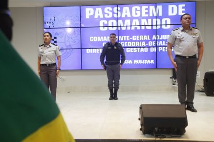 Coronel Dorileo ( direita)  o novo comandante-geral adjunto da PMMT