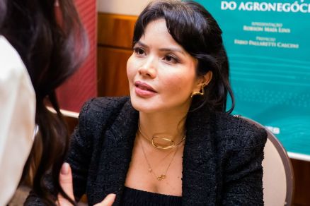 Advogada Daniele Fukui Rebouas, que escreveu livro