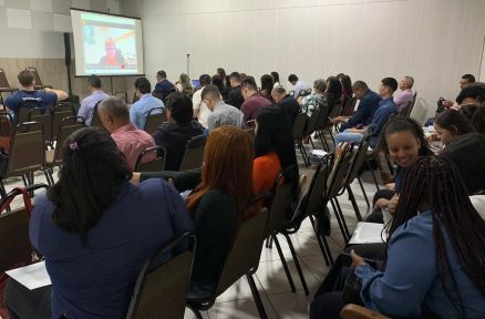 Palestra da presidente da Brasilcon, Amlia Rocha